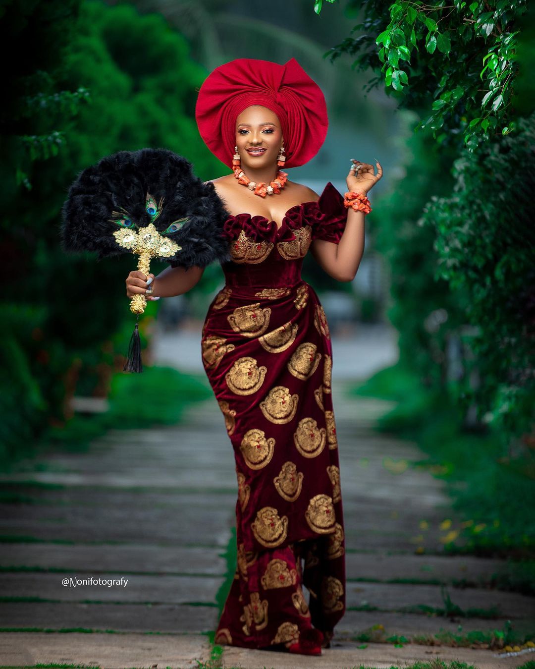 Isiagu traditional marriage attire, bride igba nkwu dress, Igbo